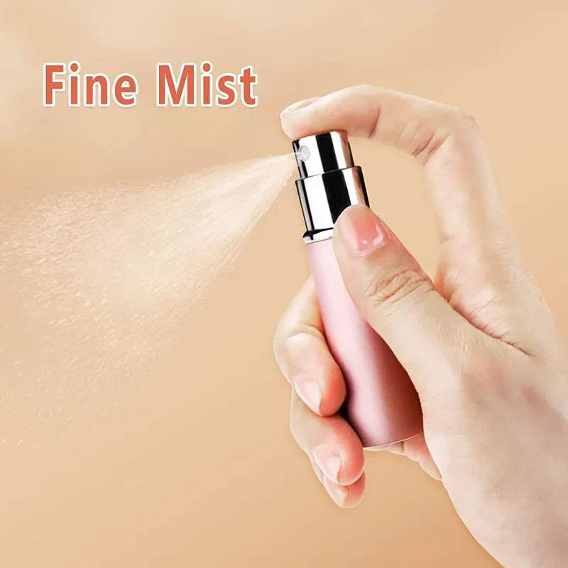 4 pezzi + 4 accessori Mini ato - Oud Perfume Spray recensione e prezzo