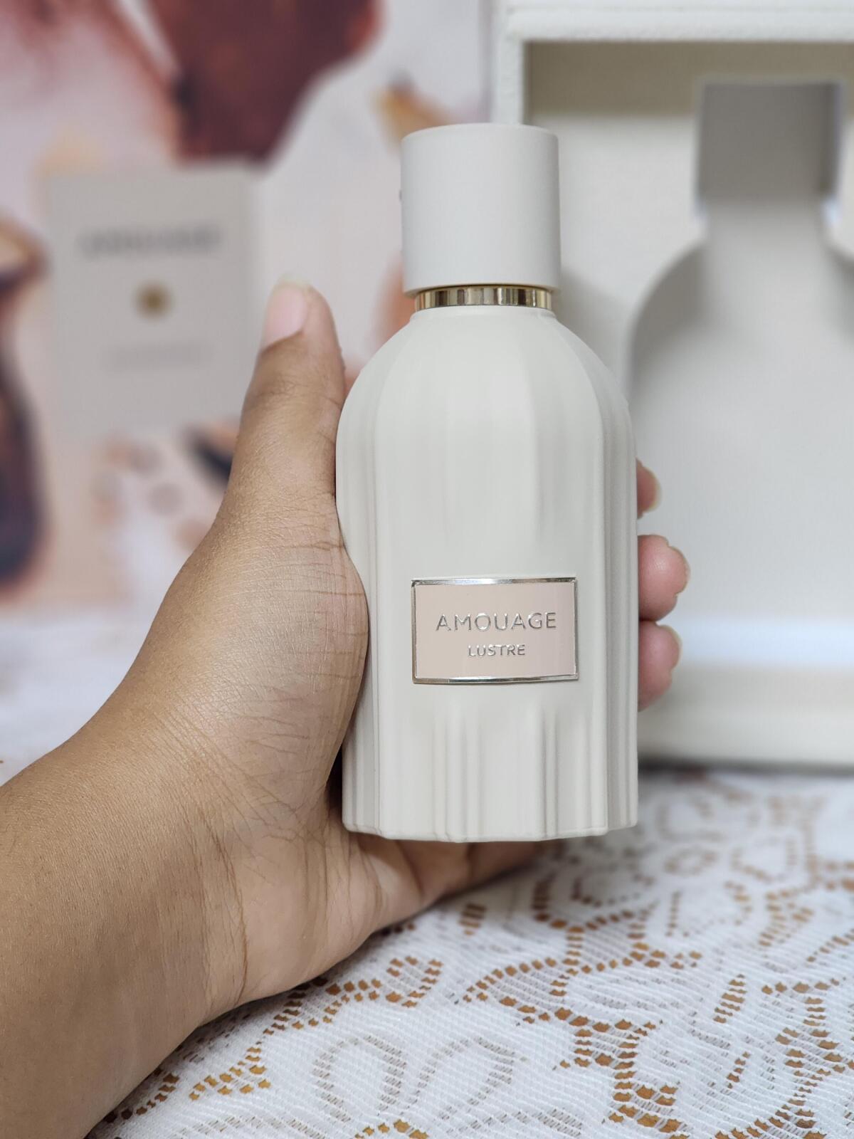 Profumo Amouage Lustre 100ml L - Perfume Fragrance Details recensione e prezzo